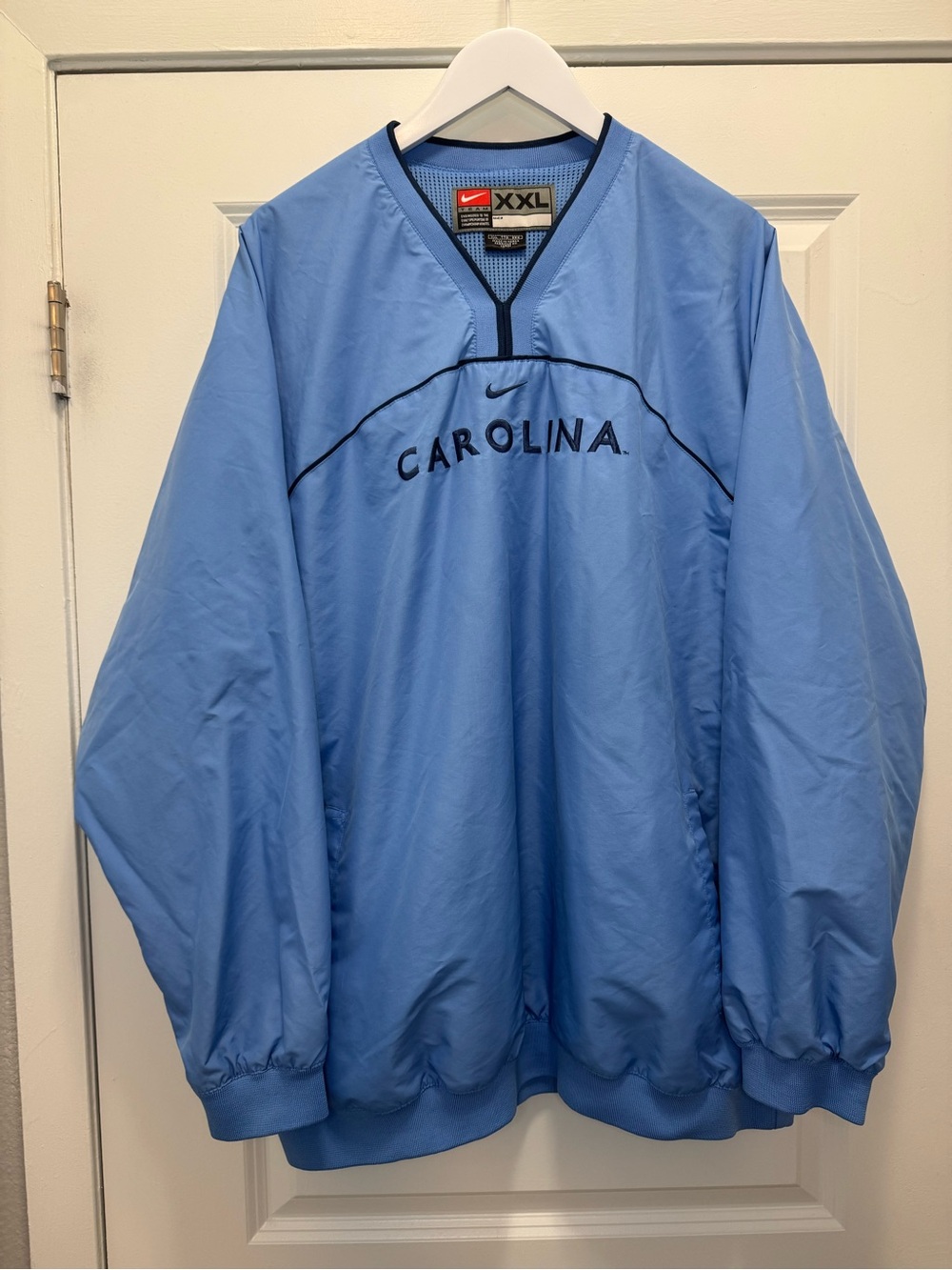 Vintage Nike Team North Carolina Tarheels Center Swoosh Windbreaker Blue Jacket